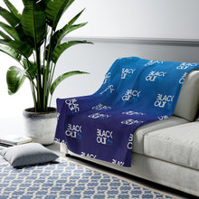 Load image into Gallery viewer, Blackout Lakeside Velveteen Plush Blanket